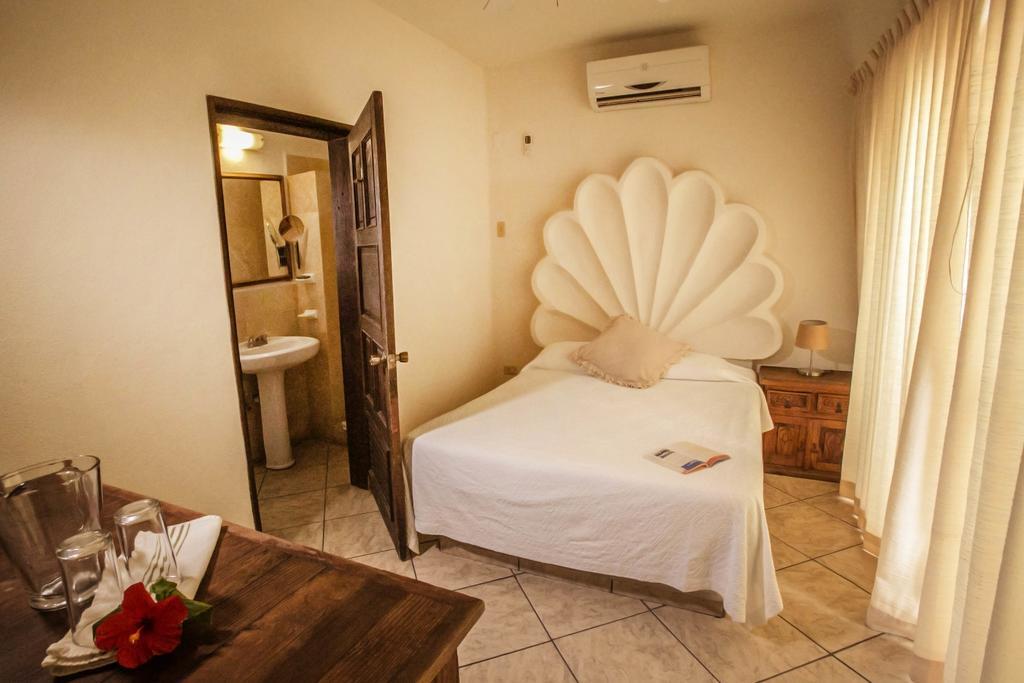 Hotel & Suites El Moro La Paz Exteriör bild
